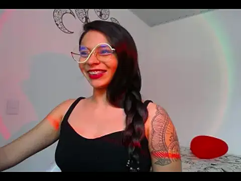 Snapshot of lana_roman chatting on February 17, 6:15 pm lana roman online show from February 17, 6:15 pm