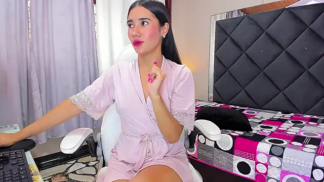 Alondra Cutie online show from February 23, 5:18 pm