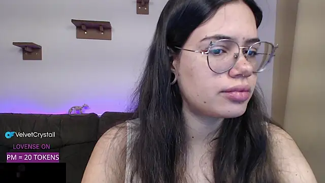 crystalll room online show from October 28, 6:06 am