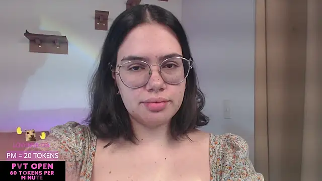 crystalll room online show from May 10, 12:27 am