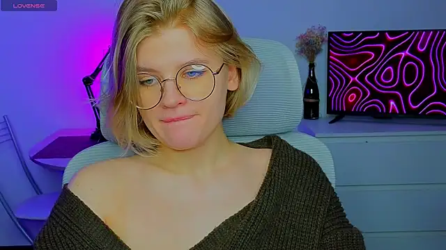 Snapshot of _JessieVibes chatting on February 26, 7:16 pm JessieVibes online show from February 26, 7:16 pm