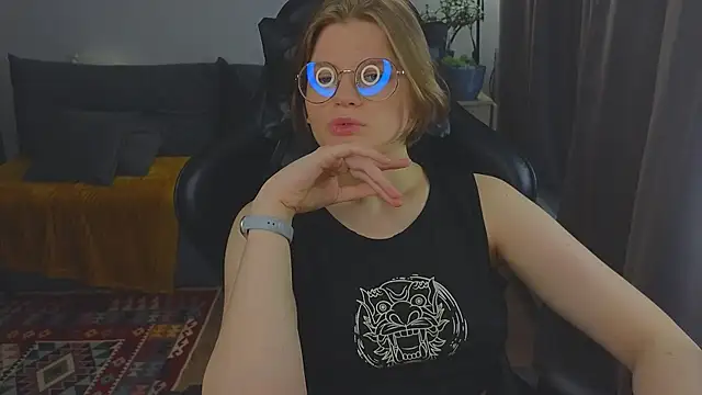 Snapshot of _JessieVibes chatting on October 15, 12:38 pm JessieVibes online show from October 15, 12:38 pm