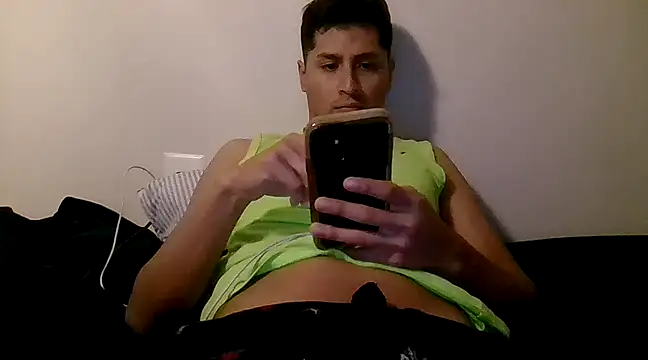 Snapshot of PerroDemonioHot chatting on February 5, 1:47 am PerroDemonioHot online show from February 5, 1:47 am