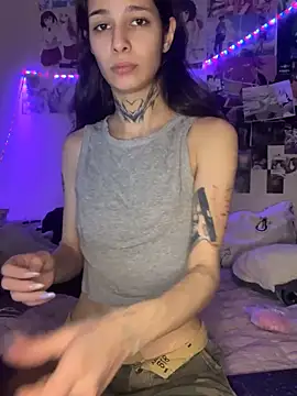 Snapshot of mollyEXD chatting on January 17, 5:30 pm mollyEXD online show from January 17, 5:30 pm