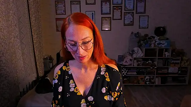 Snapshot of red_rocco chatting on February 23, 3:51 pm red rocco online show from February 23, 3:51 pm