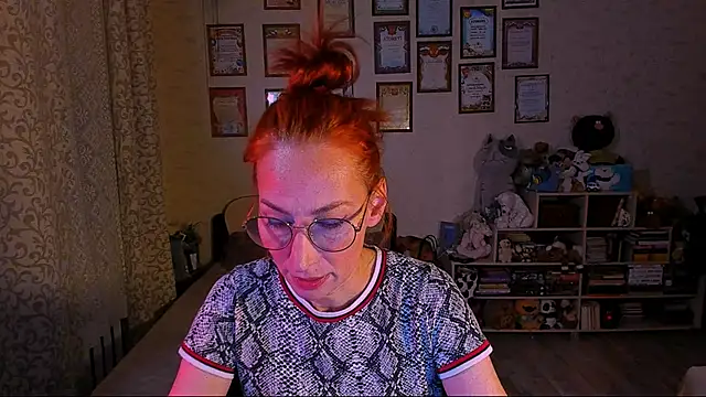 Snapshot of red_rocco chatting on February 25, 4:31 pm red rocco online show from February 25, 4:31 pm