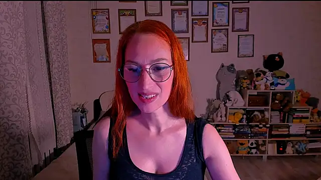 Snapshot of red_rocco chatting on March 14, 4:40 pm red rocco online show from March 14, 4:40 pm