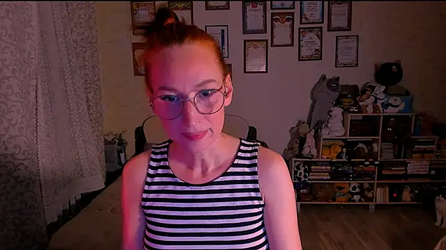 Snapshot of red_rocco chatting on March 16, 4:23 pm red rocco online show from March 16, 4:23 pm