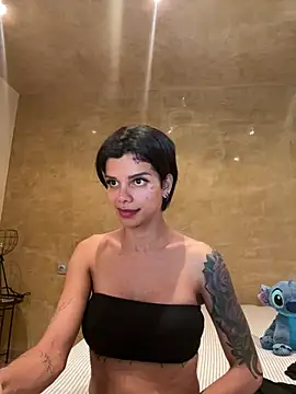 Snapshot of Rosariolovex chatting on February 5, 1:44 pm Rosariolovex online show from February 5, 1:44 pm