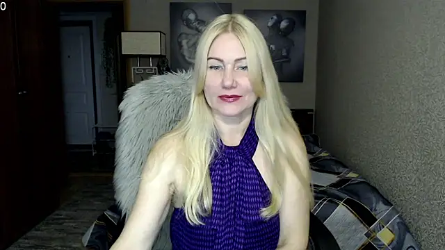 Snapshot of _Mire11a69 chatting on October 18, 3:53 am Mire11a69 online show from October 18, 3:53 am