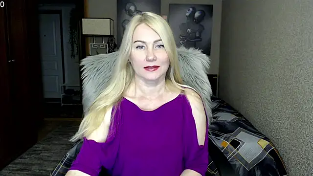 Snapshot of _Mire11a69 chatting on October 28, 5:59 pm Mire11a69 online show from October 28, 5:59 pm