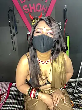 Snapshot of YourSuperTanya chatting on November 7, 4:23 am YourSuperTanya online show from November 7, 4:23 am