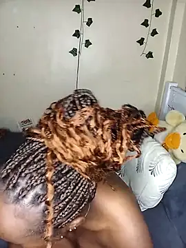 Vprettieeer online show from March 22, 11:42 pm