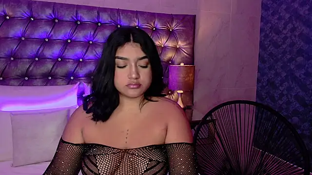 Snapshot of Camila_Mason chatting on November 20, 4:12 am Camila Mason online show from November 20, 4:12 am