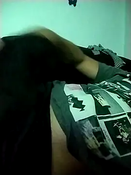 Snapshot of marquesgostoso40 chatting on February 14, 1:02 am marquesgostoso40 online show from February 14, 1:02 am