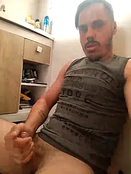 Snapshot of marquesgostoso40 chatting on March 8, 10:11 am marquesgostoso40 online show from March 8, 10:11 am