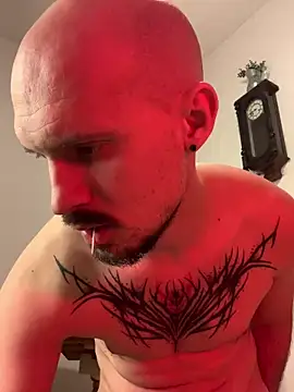 AssHunter4k online show from March 8, 6:05 pm