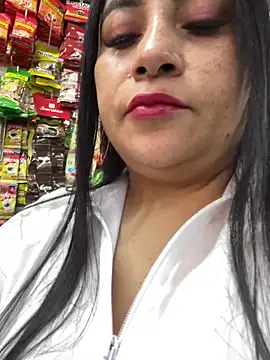 Snapshot of Miia_Jazmin chatting on September 29, 8:24 pm Miia Jazmin online show from September 29, 8:24 pm