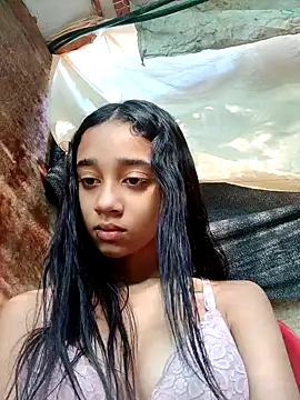 Snapshot of Zoe_Sweett18 chatting on January 27, 12:48 pm Zoe Sweett18 online show from January 27, 12:48 pm