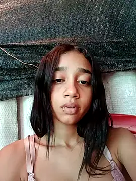 Snapshot of Zoe_Sweett18 chatting on January 27, 7:03 pm Zoe Sweett18 online show from January 27, 7:03 pm