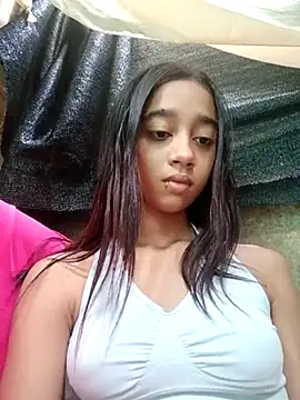 Snapshot of Zoe_Sweett18 chatting on February 22, 12:19 pm Zoe Sweett18 online show from February 22, 12:19 pm