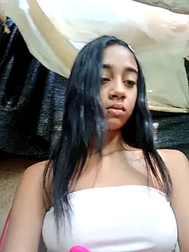 Snapshot of Zoe_Sweett18 chatting on February 26, 1:08 pm Zoe Sweett18 online show from February 26, 1:08 pm