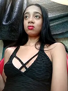 Snapshot of Zoe_Sweett18 chatting on March 4, 8:05 pm Zoe Sweett18 online show from March 4, 8:05 pm