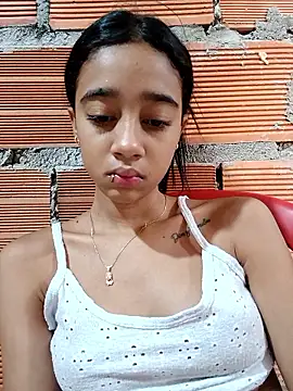 Snapshot of Zoe_Sweett18 chatting on October 20, 12:38 pm Zoe Sweett18 online show from October 20, 12:38 pm