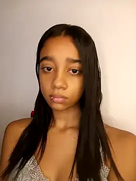 Zoe Sweett18 online show from April 18, 7:07 pm