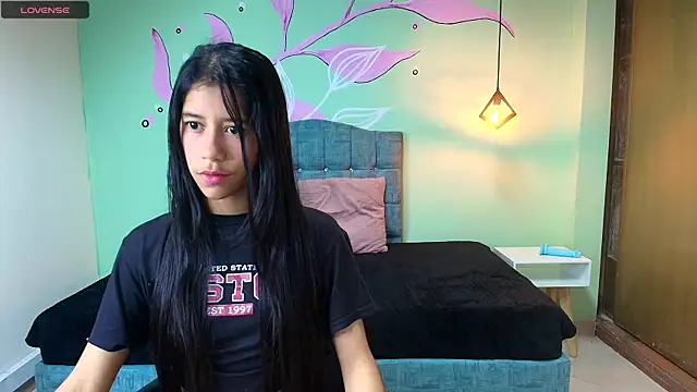 Snapshot of Connie_Bell chatting on February 2, 12:02 pm Connie Bell online show from February 2, 12:02 pm