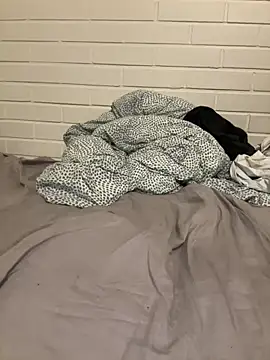 Snapshot of VenusandIppy chatting on November 23, 10:42 pm VenusandIppy online show from November 23, 10:42 pm