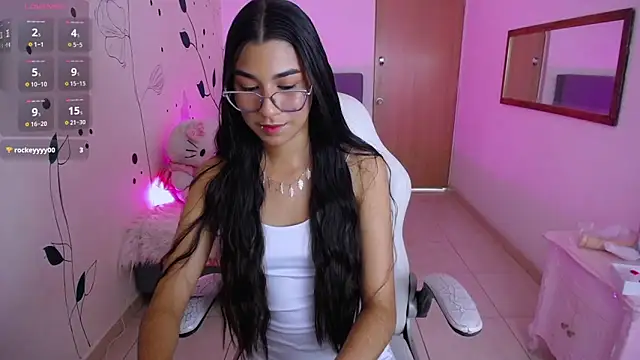 Dana Paula online show from February 7, 11:45 am