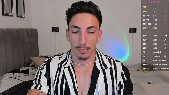 dylanspencer28 online show from February 5, 1:26 am