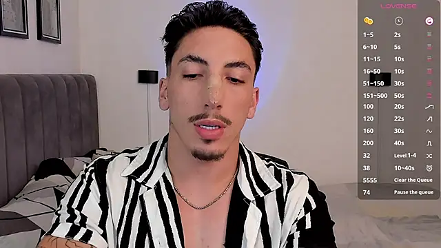 dylanspencer28 online show from February 26, 7:05 pm