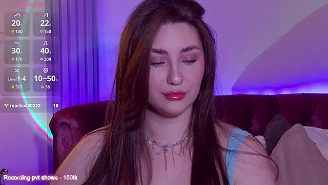 KiraBarlows online show from December 1, 8:47 pm