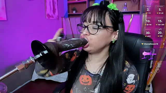 Snapshot of Rosie_jhons chatting on October 24, 4:09 am Rosie jhons online show from October 24, 4:09 am