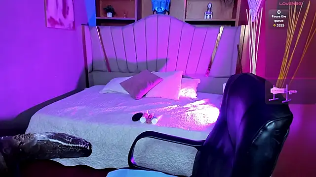 Snapshot of Rosie_jhons chatting on November 8, 3:39 am Rosie jhons online show from November 8, 3:39 am