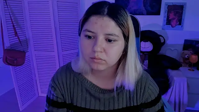 Snapshot of DiaAngell chatting on September 17, 8:43 pm DiaAngell online show from September 17, 8:43 pm