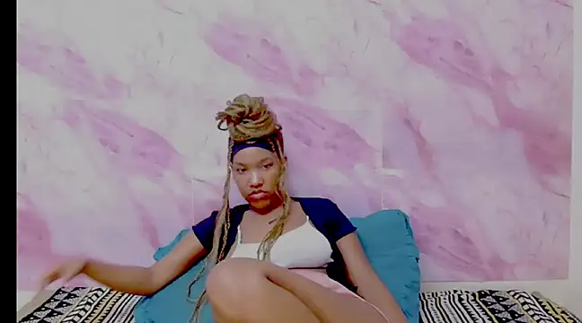 EroticSexyPrada online show from February 23, 1:13 am