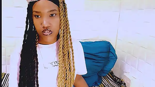 EroticSexyPrada online show from March 19, 4:02 pm