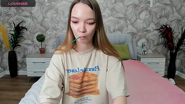 SusannJohnson online show from March 9, 11:58 am