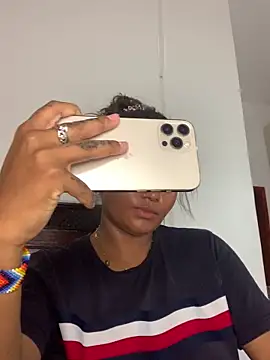 madell online show from April 13, 5:29 pm