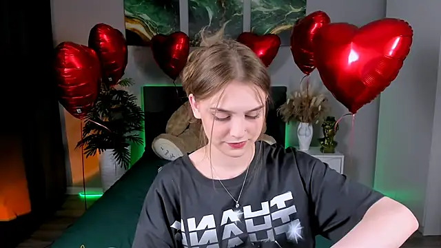 JinxTonks online show from February 13, 8:24 pm