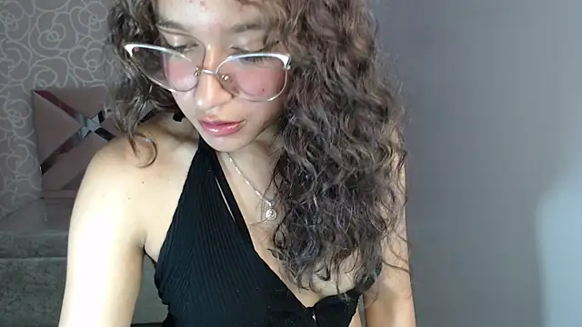 Snapshot of kassandra_ch_ chatting on March 15, 8:54 pm kassandra ch online show from March 15, 8:54 pm