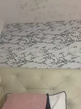 Lili  taylor online show from November 28, 2:03 am