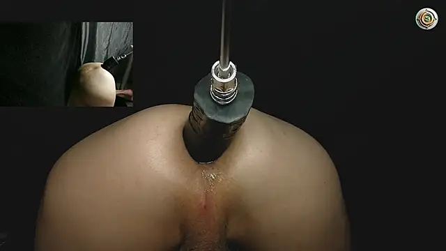 Snapshot of SaucingTunnel69 chatting on February 3, 11:05 pm SaucingTunnel69 online show from February 3, 11:05 pm