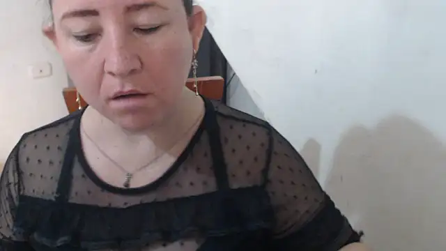 Yohis Kiut25 online show from September 19, 9:26 pm