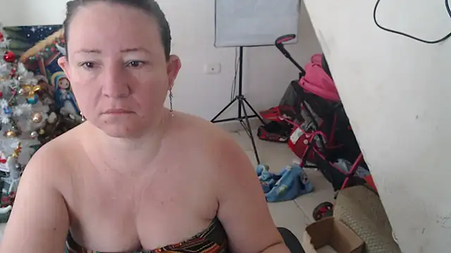 Yohis Kiut25 online show from November 22, 5:01 pm