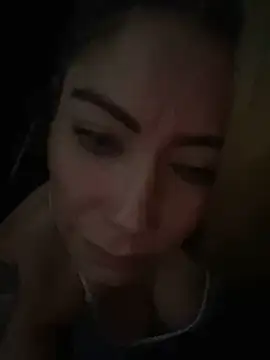 Snapshot of viktoria_davis_ chatting on March 4, 3:55 am viktoria davis online show from March 4, 3:55 am