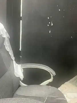 Snapshot of viktoria_davis_ chatting on March 12, 12:42 am viktoria davis online show from March 12, 12:42 am